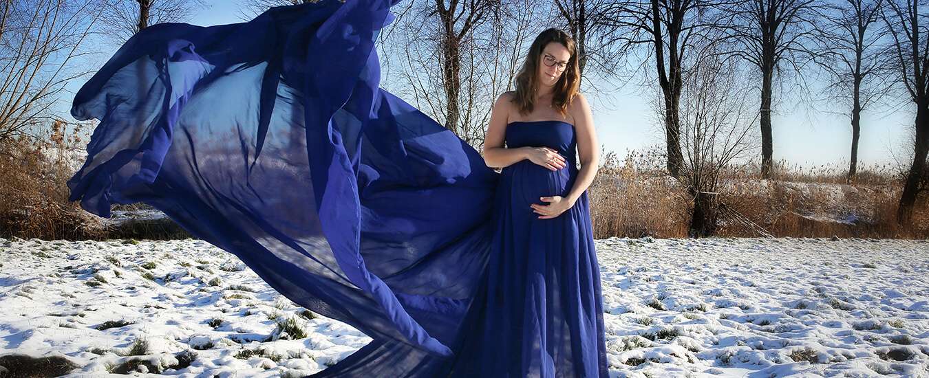Zwangerschapsfoto's - Bolle buiken - Wijnegem - Fotograaf - Erika Van Haperen - Ilio