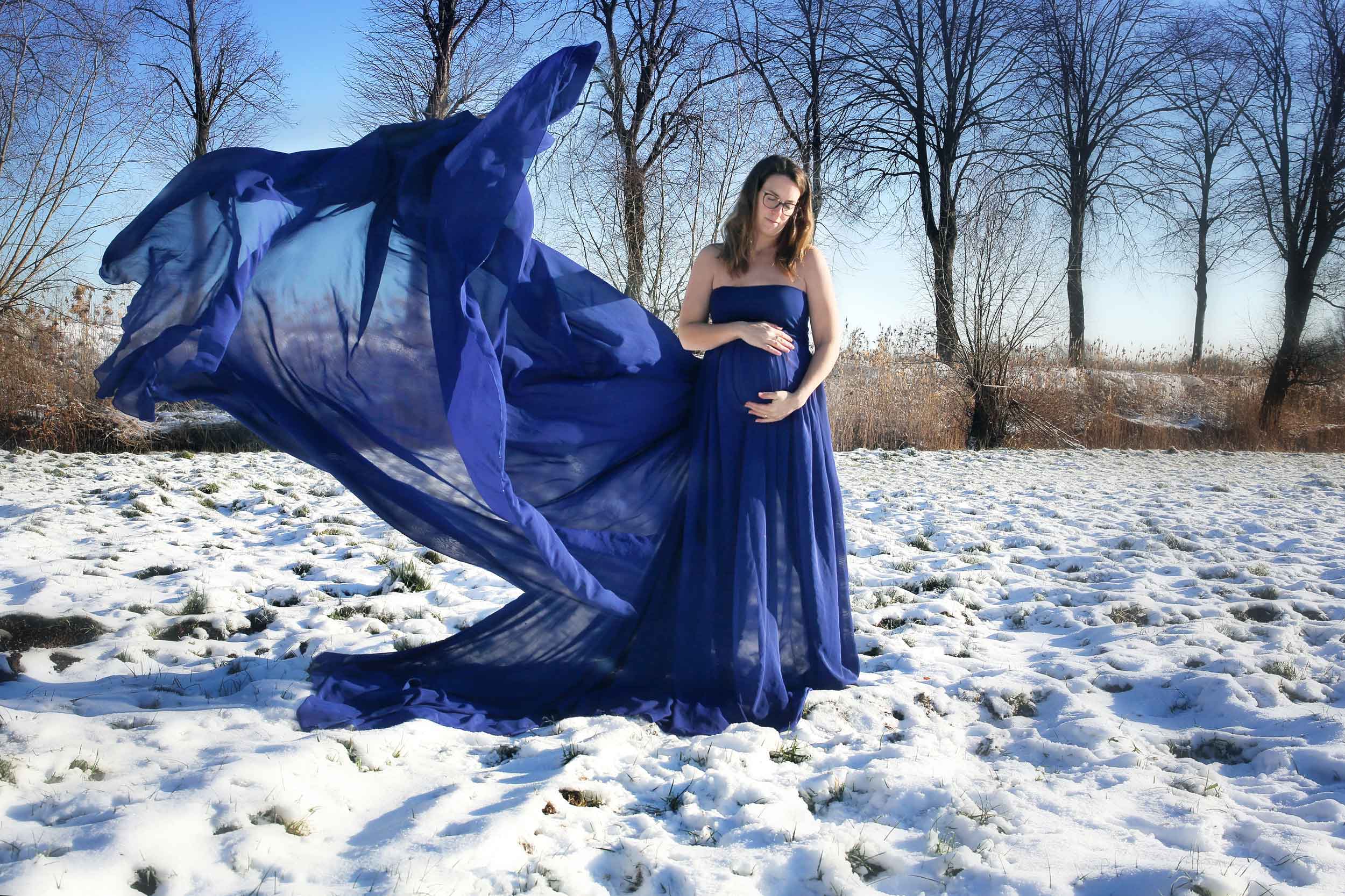 Zwangerschapsfoto's - Bolle buiken - Wijnegem - Fotograaf - Erika Van Haperen - Ilio